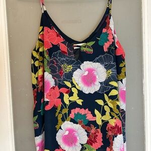 Lush Swingy Floral Tank Medium
